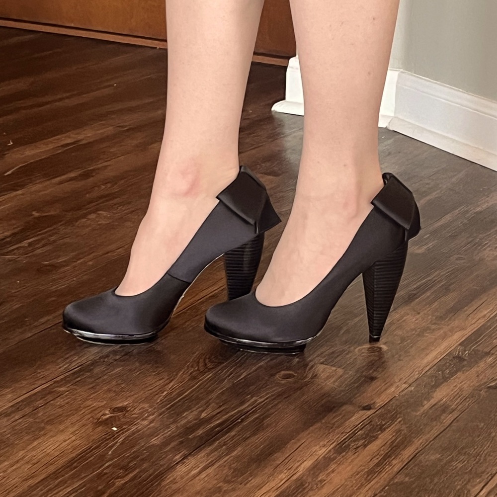 Alice + Olivia Black Satin Cone Heels with Ankle Bow